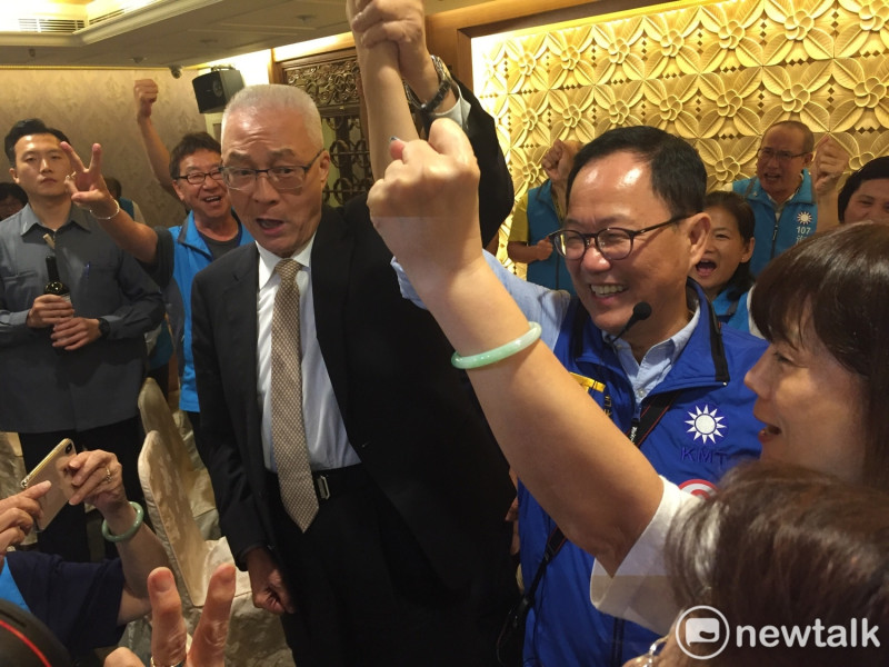 丁守中笑開懷,反覆說謝謝。 圖:趙婉淳/攝