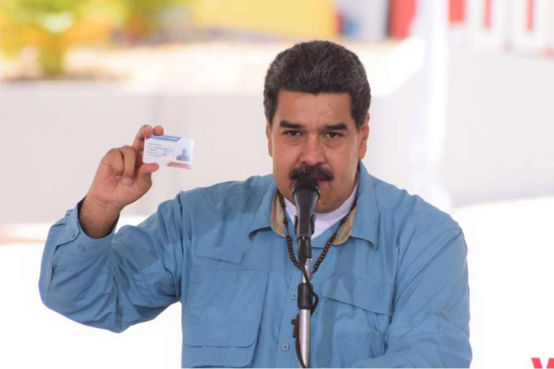 委內瑞拉總統馬杜洛強推由中國中興通訊製造的祖國卡，挨批企圖學中國藉此掌握到人民的種種政治經濟行為。   圖：翻攝委內瑞拉祖國卡推特