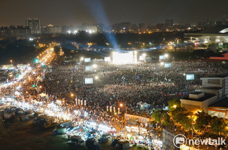 陳其邁的選前之夜鳥瞰照片。   圖：張良一/攝