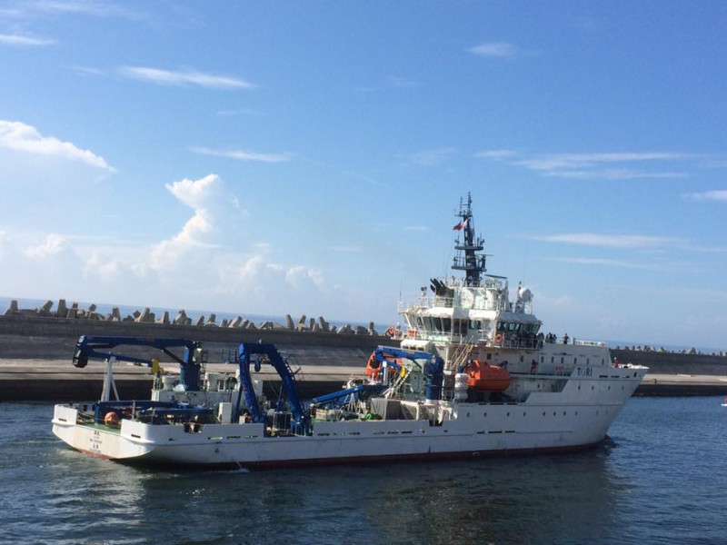 由科技部國家實驗研究院台灣海洋科技中心籌建的海洋研究船「勵進LEGEND」，已於今年5月23日於高雄港正式啟用。   圖：截自勵進Legend臉書