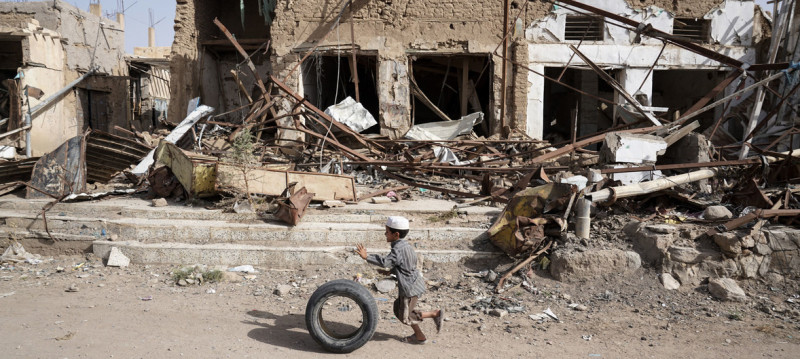 葉門內戰數年，爆發人道危機，各城市幾乎面目全非，多達800萬人面臨糧食不足。   圖：聯合國人道協調廳/Giles Clarke