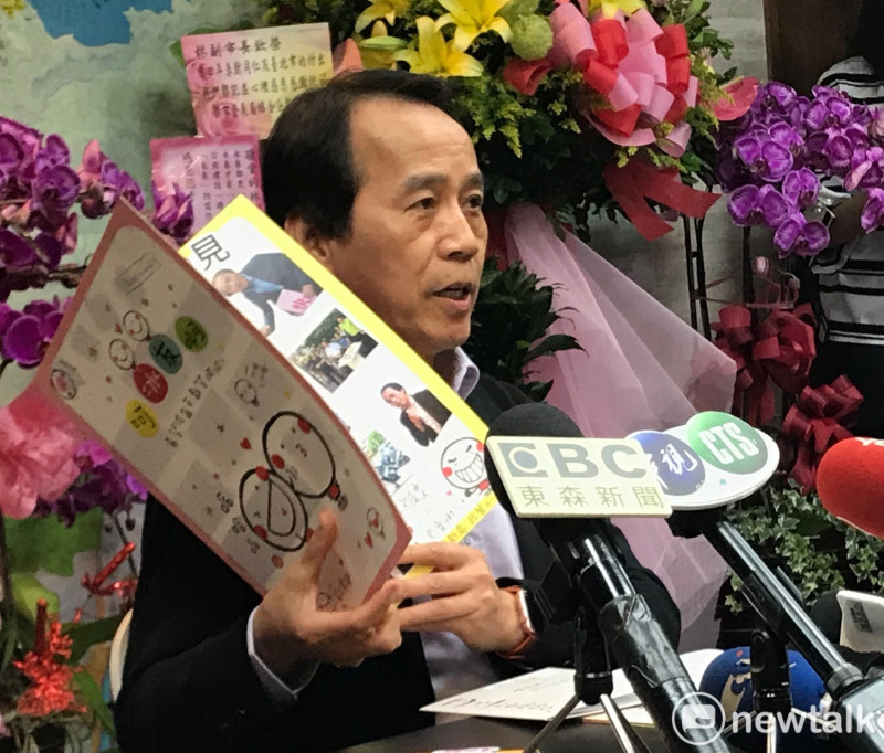 台北市副市長林欽榮請辭後，首度公開露面，接受媒體訪問。   圖 : 周煊惠 / 攝