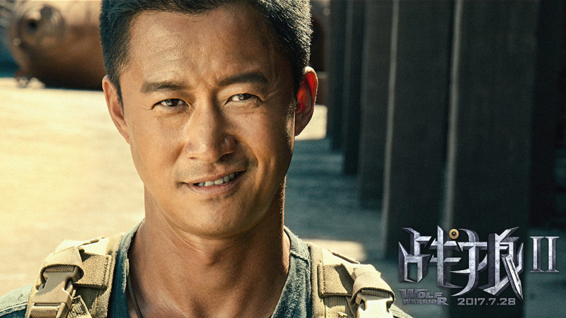 身兼《戰狼2》導演和男主角吳京，傳出將被稅務局約談。   圖：《戰狼2》劇照。