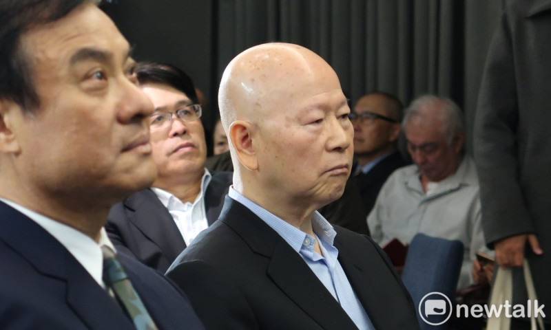 民進黨前主席許信良10日力挺小英說，因為這次選舉超乎想像大敗，所以民進黨要團結。   圖：林朝億/攝
