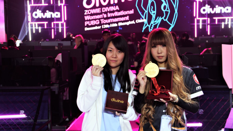 ZOWIE DIVINA 國際女子《絕地求生》邀請賽最終由默契絕佳的台灣選手 Sunny 與日本選手 MAMETAS0 攜手奪下雙排表演賽冠軍。   圖：蔡幸秀/攝