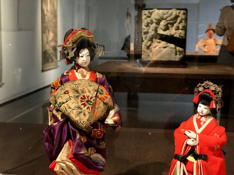 京都・大學博物館聯盟近日來台展出兩百件文物，時間橫跨西元三世紀至二十一世紀。   圖／記者許維寧攝