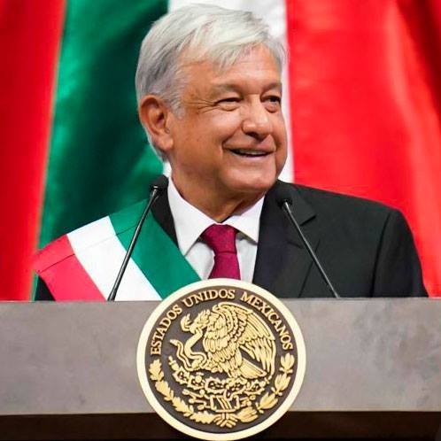 墨西哥新任總統羅培茲歐布拉多推出「馬歇爾計畫」，試圖化解成千上萬移民聚集在美墨邊界的僵局。   圖：翻攝Andrés Manuel López Obrador臉書
