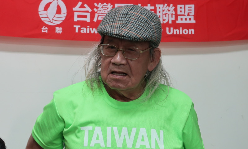 台灣轉型正義協會理事林樹枝22日說明當年他被刑求到不能生育。   圖：林朝億/攝