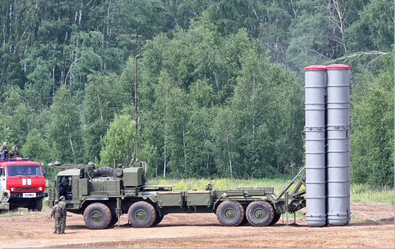俄羅斯S-400飛彈野戰布署。   圖：翻攝維基百科