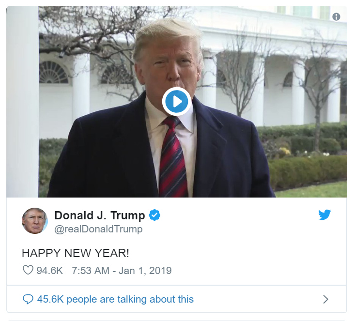 川普於美國時間12月31日在推特上發布11秒的新年祝福影片。   圖：翻攝推特