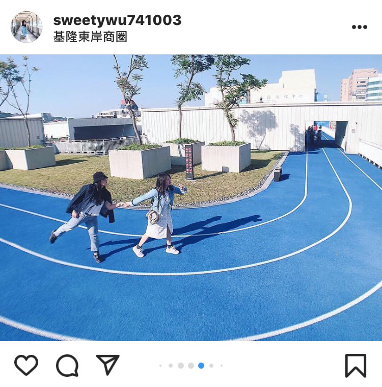 「東岸商圈」四樓的PU跑道，是很特別的景點。   圖：翻攝自instagram sweetywu741003／開放權限