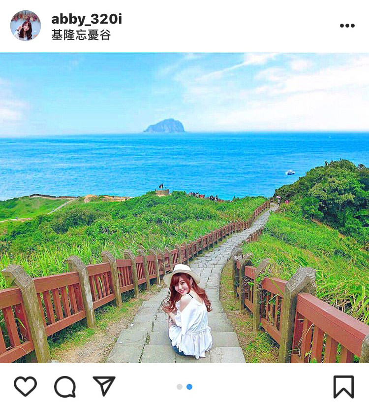 「八斗子望憂谷」湛藍的海景，令人感到心曠神怡。   圖：翻攝自instagram abby_320i／開放權限