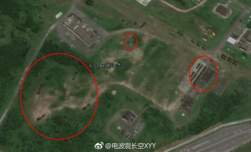 中國大陸比對的另一張空照圖上還有「天弓3 613營2連」的字樣。   圖：翻攝Lu Li-Shih臉書