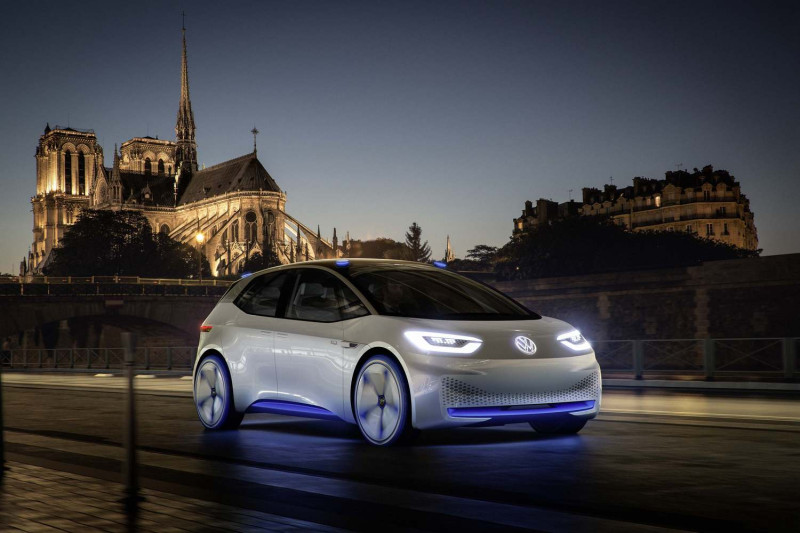 今（16）日台灣福斯汽車表示，Volkswagen 目前除積極擴建 ID. 電動車家族陣線，更將推出首款移動式快速概念充電站。   圖／翻台灣福斯提供