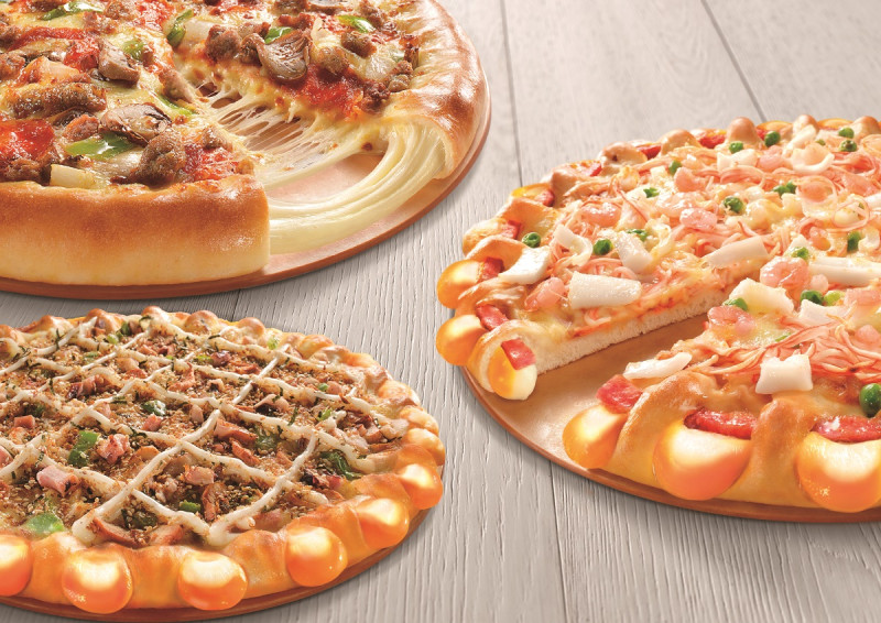 必勝客今（21）日宣布，決定自1月22日起，調漲部分產品價格，將一般的大披薩調漲15元、小披薩調漲10元。   圖／必勝客提供