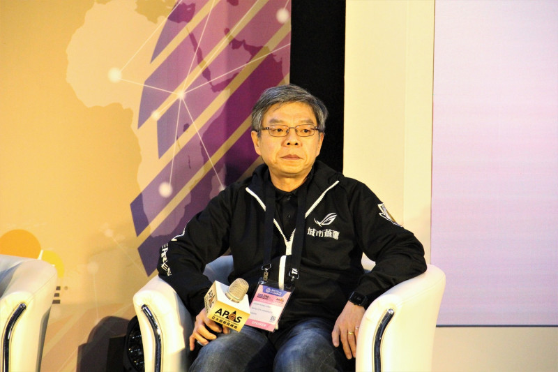 台北城市科技大學電腦與通訊工程學系系主任詹勳鴻認為電競教育需要政府、教育部與體育署更多支持。