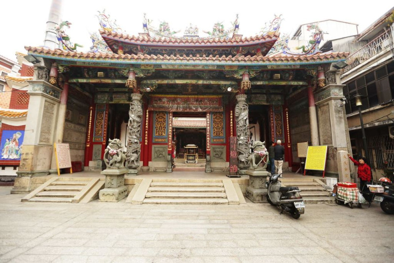 台南「祀典大天后宮」為台灣最早官建的媽祖廟，原為寧靖王朱術桂府邸，現已被列為國家一級古蹟。   圖：截自台南旅遊網