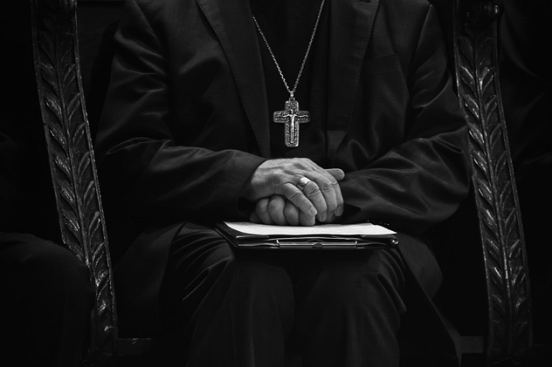 美國德州天主教會公布曾被控性虐待約300名教士名單。   圖：取自pixabay圖庫