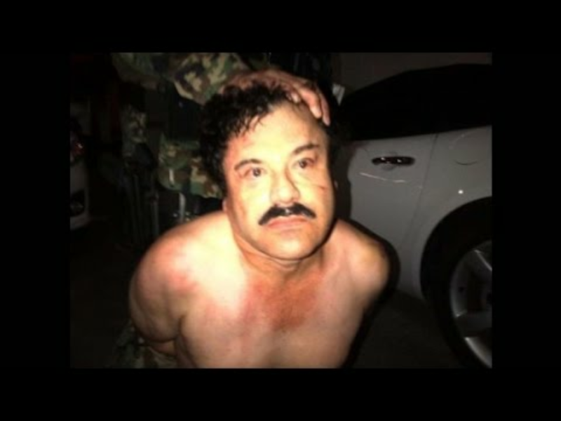 古茲曼先前在一次戲劇性的越獄後，成為全球頭號通緝犯，逃亡十多年，2014年2月在墨西哥落網，2017年被引渡到美國。   圖：翻攝自Youtube