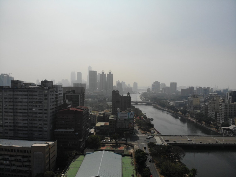高雄是去年全台空氣污染最嚴重的城市，全球排名為第530名。   圖 : 南部反空污大聯盟／提供（資料畫面）