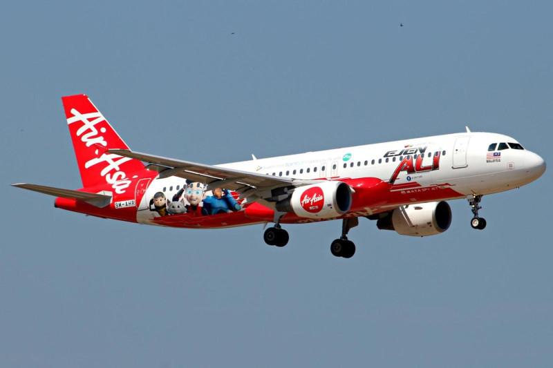 AirAsia 推出新春開工優惠，長灘島單程未稅 788 元起，台北－克拉克單程未稅 988 元起。   圖／AirAsia