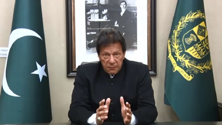 巴基斯坦總理伊姆蘭汗19日否認在背後操縱克什米爾恐怖攻擊。   圖：翻攝Imran Khan臉書