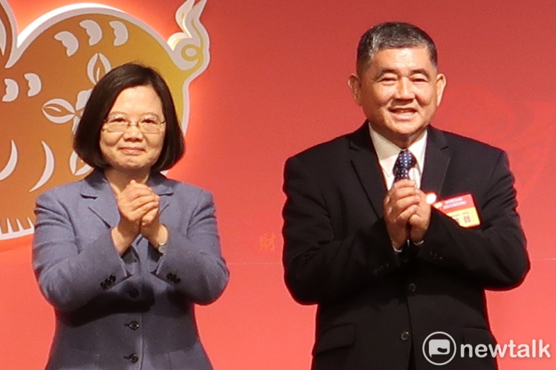 台灣螺絲工業同業公會理事長蔡圖晉（右）憂心簽署RCEP後，恐造成台灣傳產出走潮。   圖：林朝億／攝（資料照片）