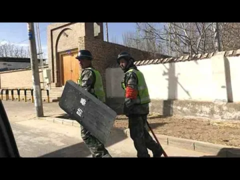中國國務院發表新疆反恐白皮書，聲稱自2014年以來，抓獲暴恐人員1萬2995人。   圖：翻攝自Youtube