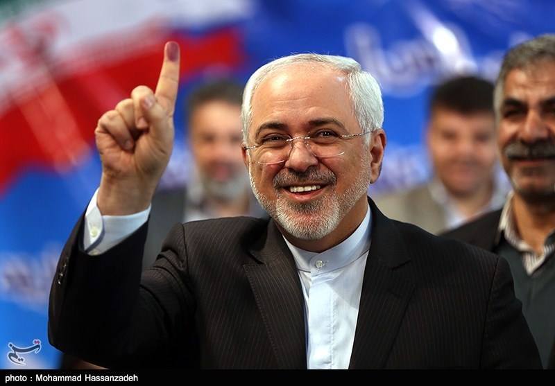 伊朗外交部長扎里夫突然閃辭，他批評國內政黨和派系鬥爭對推動外交政策過程的影響有如「致命毒藥」。   圖：翻攝Javad Zarif臉書