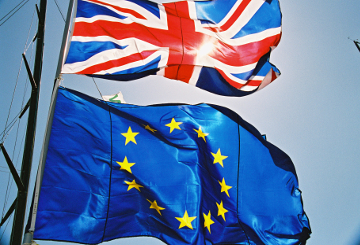 英國脫歐談判陷入僵局，目前3月29日期限將至，歐盟已要求英方儘速在48小時內提出新的備案。   圖：翻攝自歐盟官網