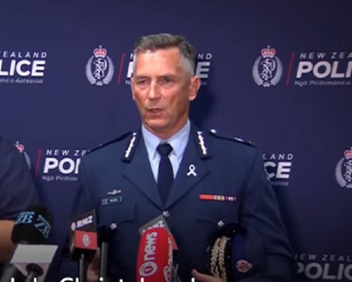 紐西蘭警方發聲明表示，基督城槍擊事件有關影片在網路上流傳，強烈敦促民眾不要分享這些連結。   圖：翻攝Youtube