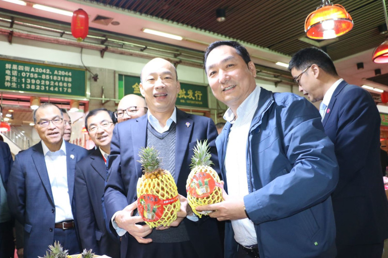 高雄市長韓國瑜在深圳與海吉星國際農產品簽定9億台幣訂單。   圖：高雄市政府 / 提供