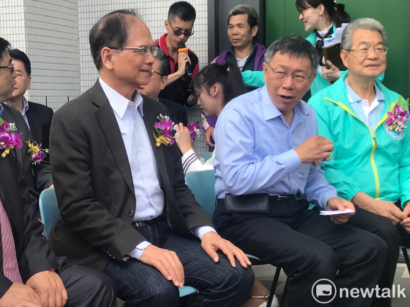 台北市長柯文哲（右）與前行政院長游錫堃（左）。   圖：周煊惠 ／攝