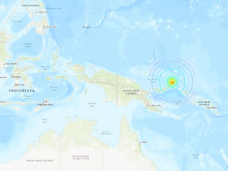 巴布亞紐幾內亞外海14日發生規模7.5強震。太平洋海嘯警報中心警告，可能引發有危險的海嘯。   圖：取自美國地質調查所網頁