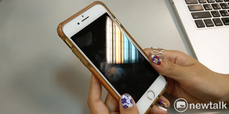 iPhone十項密技，讓你滑起手機更方便。   圖：葉立斌／攝