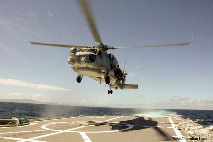 澳洲廣播公司（ABC）今天報導，澳洲海軍直升機飛行員在南海這片爭議性海域飛行期間遭雷射光照射，據信是中國海上民兵船隻所進行的攻擊。   圖：翻攝royal australian navy網頁