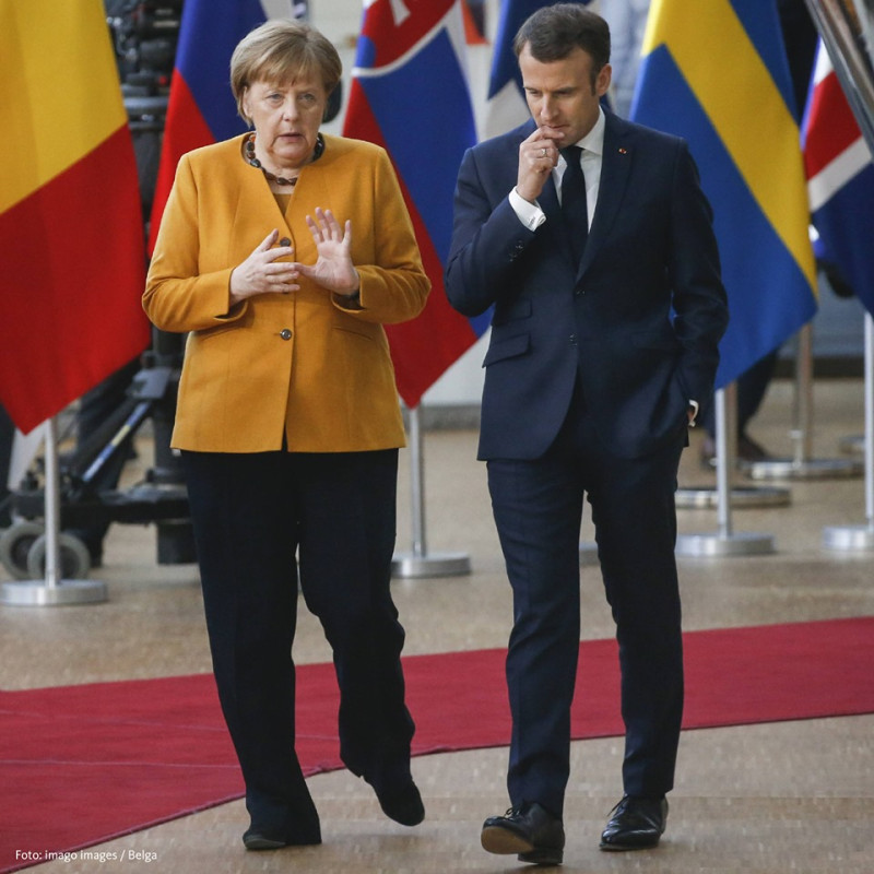 法國總統馬克宏(右)和德國總理梅克爾(左)18日提出歐洲復興計畫，建議歐盟執委會舉債5000億歐元。   圖：翻攝自CDU臉書 (資料照片)