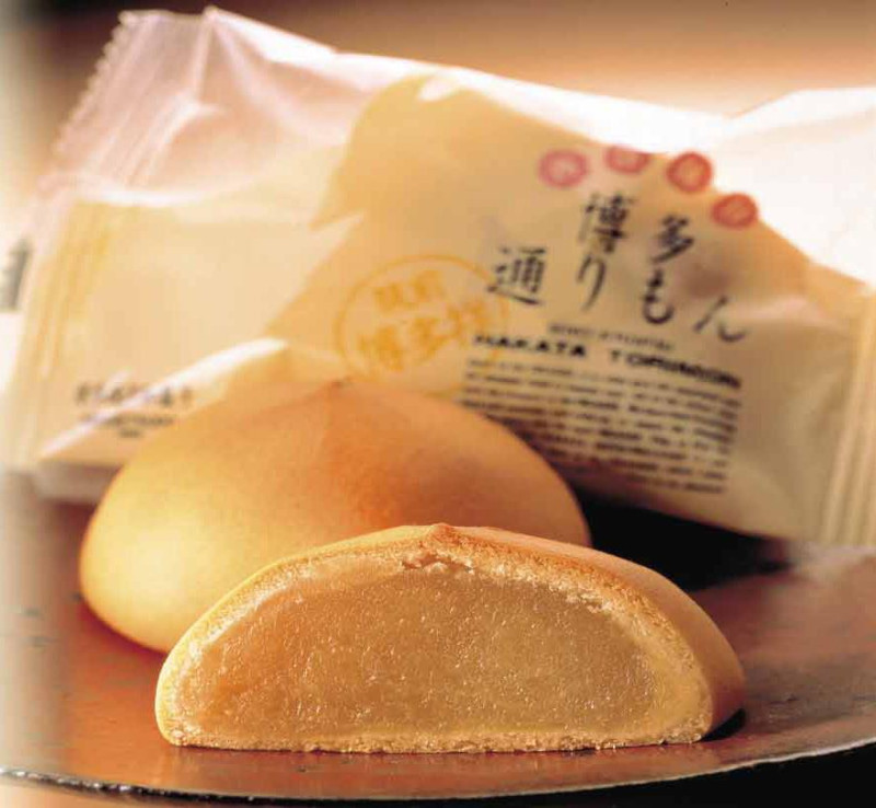日本福岡知名伴手禮－－明月堂的博多通饅頭，在2018年創下逾75億日圓銷售額，拿下金氏世界紀錄。   圖：翻攝自明月堂臉書