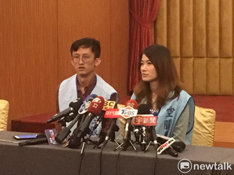工會會員代表林昱嘉表示，今天協商會以「不秋後算帳」等六項訴求討論，不會再去談先前的八項訴求。   圖：林昀真／攝