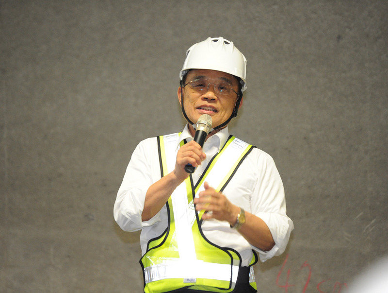 行政院長蘇貞昌赴屏東視察「台9線南迴公路拓寬改善計畫」工程進度。   圖：行政院提供