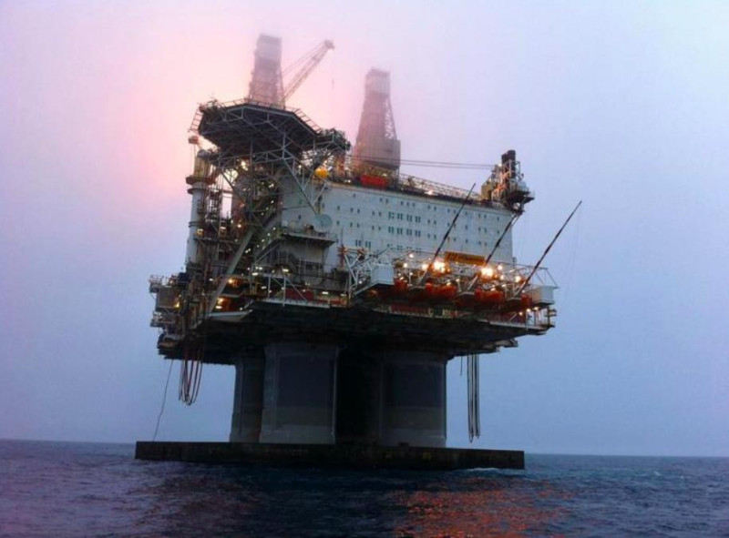 海伯尼亞平台是世界最大的海上石油平台之一，估計有12憶桶石油含量。   圖：翻攝自Canadian Investor ‏推特