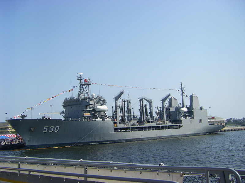 舷號530「武夷軍艦」。   圖：翻攝維基百科/阿文作品