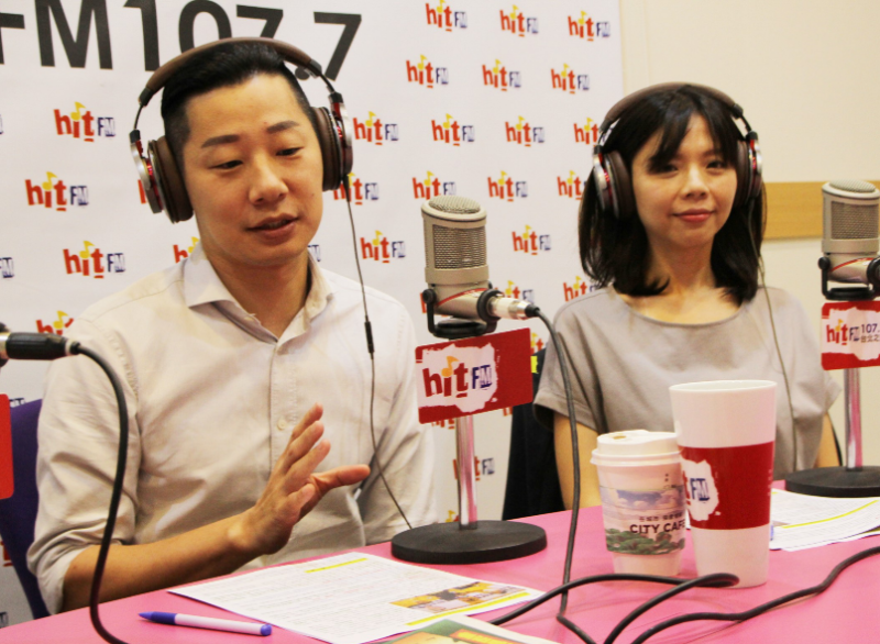 洪慈庸、林昶佐接受媒體訪問。   圖：Hit Fm《周玉蔻嗆新聞》製作單位提供