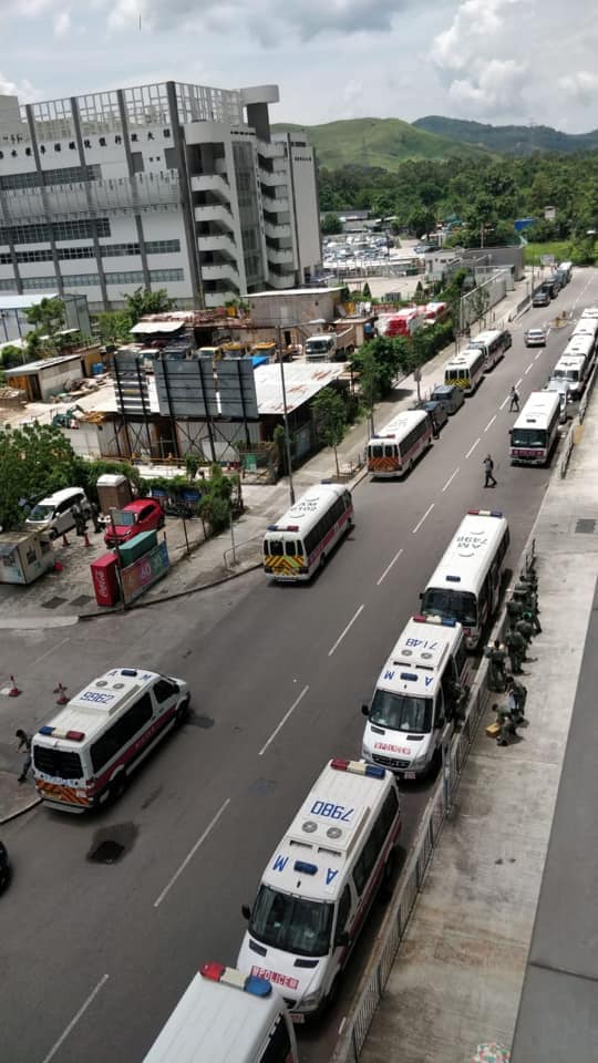 因應香港727「光復元朗」活動，傳港警已開始部署集結。   圖：翻攝Chung-Tai Cheng 鄭松泰臉書