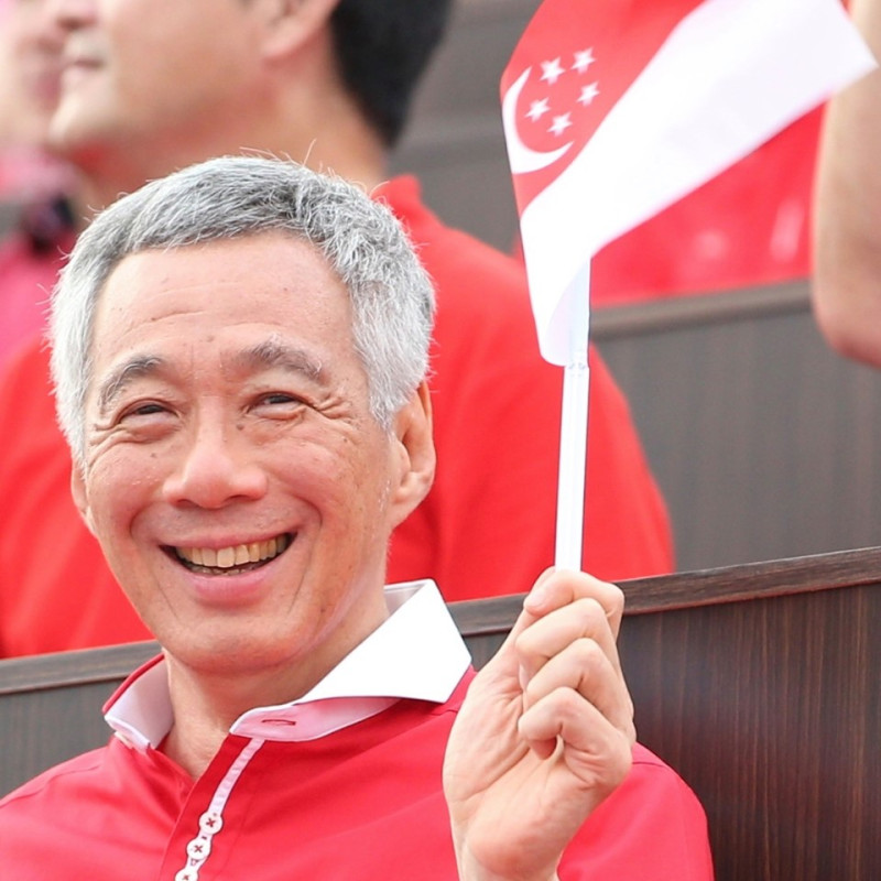 新加坡總理李顯龍上任以來，兄弟鬩牆戲碼不斷，已經放話將在70歲時交棒。   圖：翻攝自李顯龍臉書