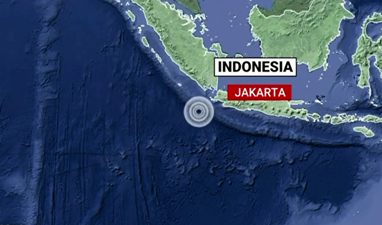印尼爪哇島西南部外海今（2）日晚間發生規模6.9強震。   圖：翻攝Youtube