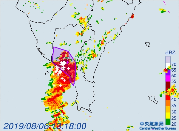 今日（６）13時18分針對屏東縣發布大雷雨即時訊息。   圖：氣象局／提供