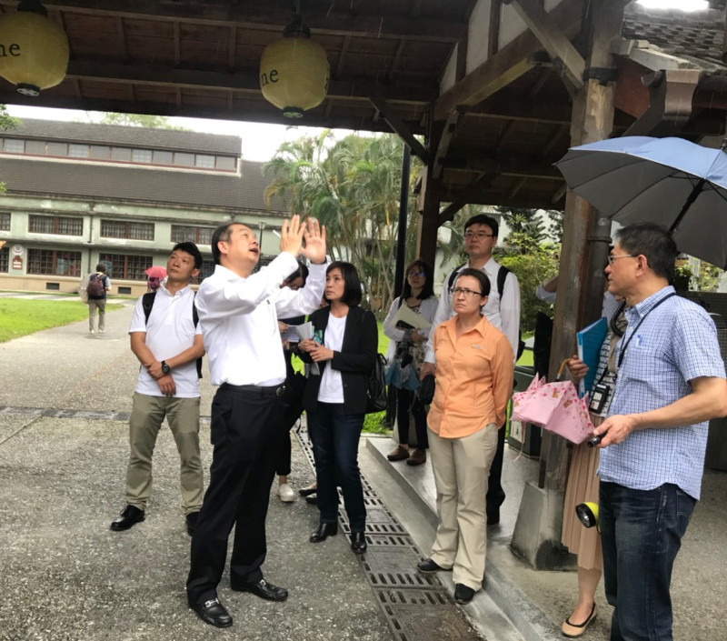 花蓮文創園區瀕臨關場，蕭美琴邀文化部官員會勘   圖：林裕勳攝