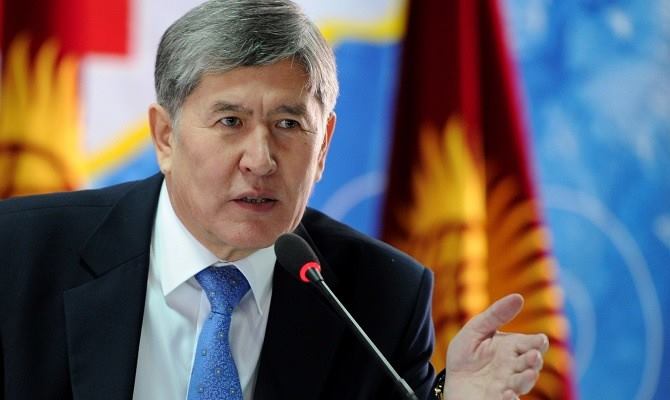 吉爾吉斯前總統阿坦巴耶夫13日遭指控圖謀推翻政府。   圖：翻攝Almazbek Atambayev臉書