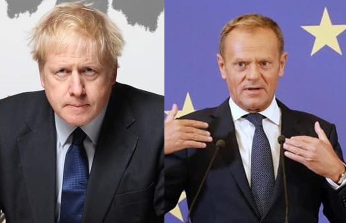 歐洲理事會主席圖斯克（右）表示，為防止脫歐後北愛與愛爾蘭重回硬邊界，英國首相強生（左）應先提出「替代方案」。   圖：翻攝強生、圖斯克臉書（新頭殼合成）